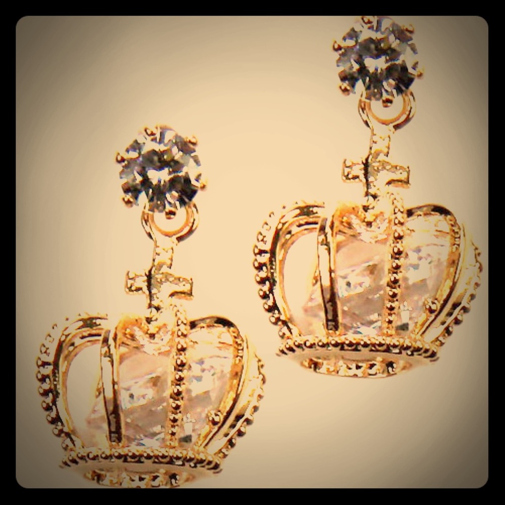 Stone Crown Earrings